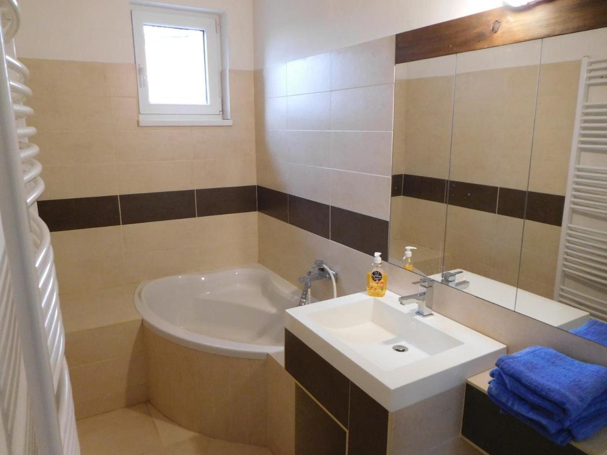 Apartman HF Liberec Bagian luar foto